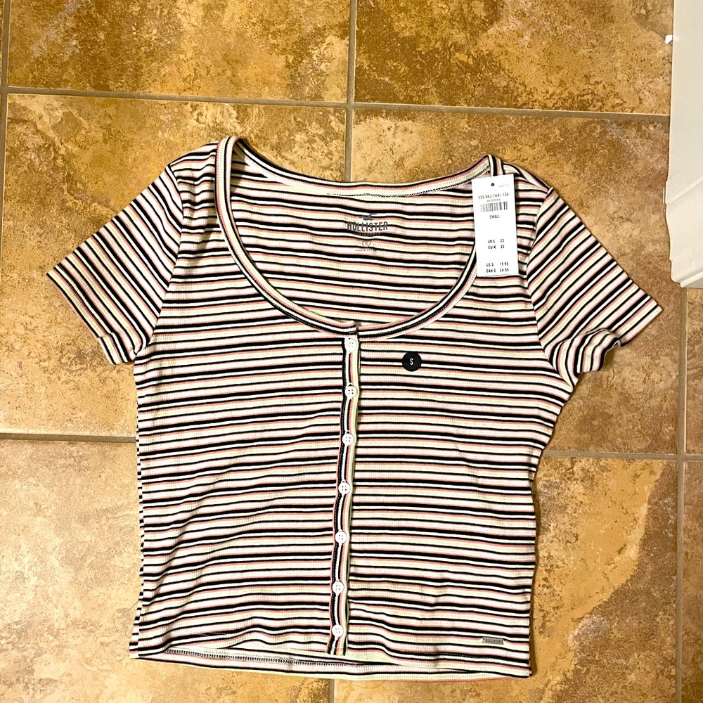 Hollister Must Have Button Front Top